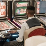 Игровые автоматы и настольные игры Casino-X на экране компьютера